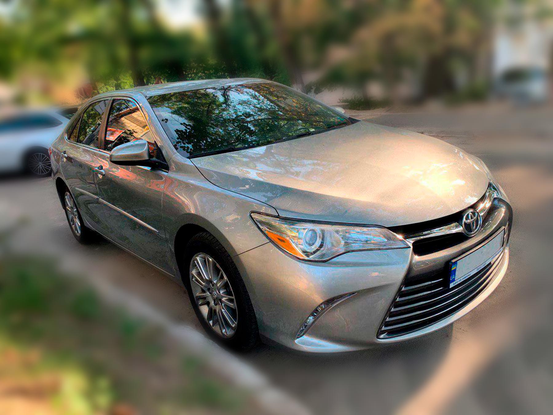 Оренда Toyota Camry 2017