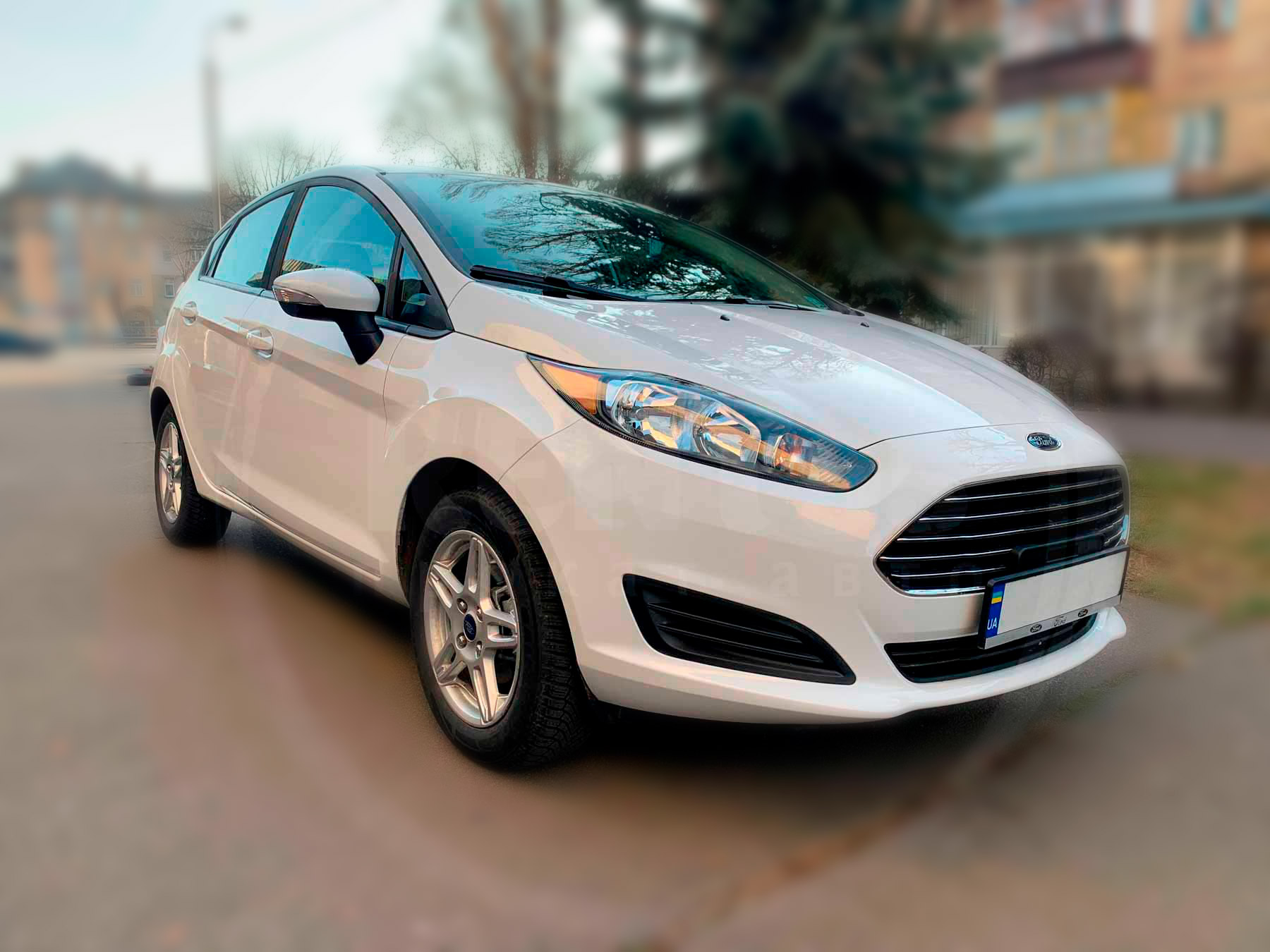 Rent Ford Fiesta 2017