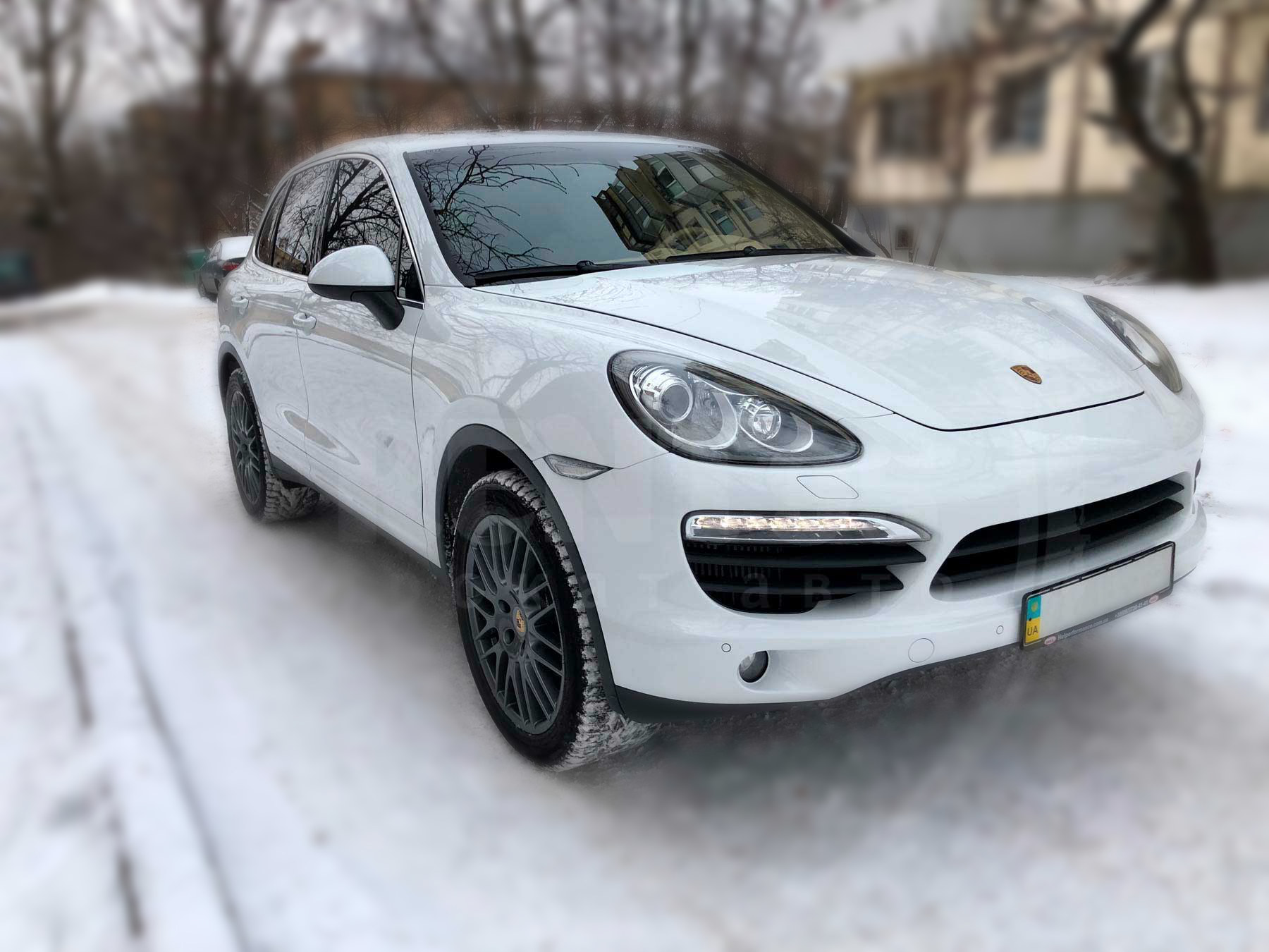 Rent Porsche Cayenne 