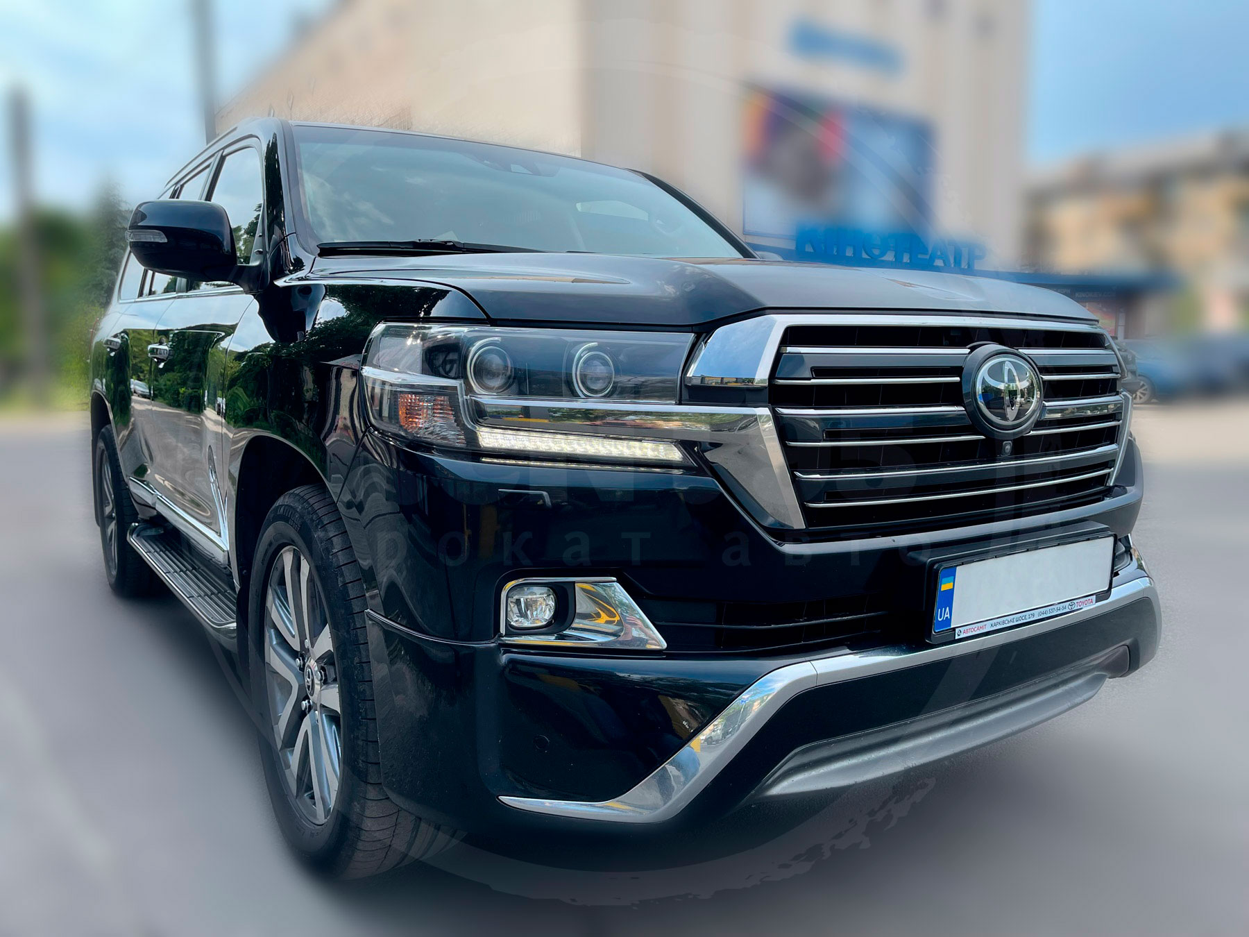 Rent Toyota Land Cruiser 200